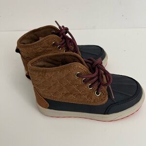 OshKosh B’gosh Kids Quilted Winter Boots Brown & Navy – Size 8